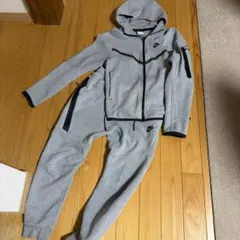 NIKEテックフリースセットアップsサイズ