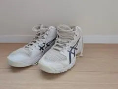 ASICS ジュニア　バスケットボールシューズ バッシュ 白 22.0cm　白