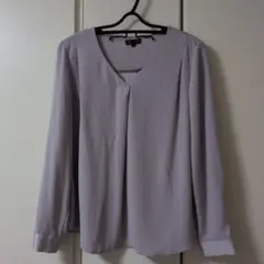 Indlvi 薄紫 Vネック 長袖シャツ