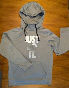 ★Nike★フード付きパーカー★Mサイズ★
