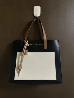 MARC JACOBS 2wayトートバック ハンドバッグ　チャーム付き