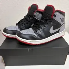 NIKE AIR JORDAN 1 MID ブラック/セメントグレー 26,5