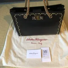 Salvatore Ferragamo フェラガモ スタッズ　チェーンショルダー