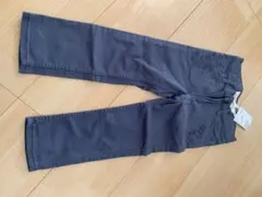 新品タグ付き❣️グレー 花柄刺繍 ストレートパンツ 100cm