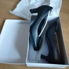 menué femme パンプス ブラック 24.0cm EEEのサムネイル