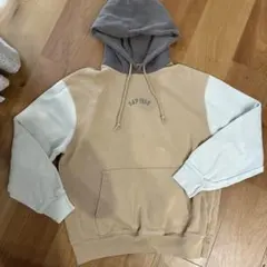 GAP 1969 ベージュ パーカー