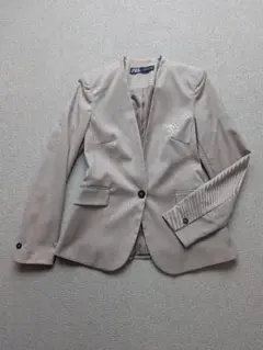 ZARA ノーカラージャケット ベージュ EUR34