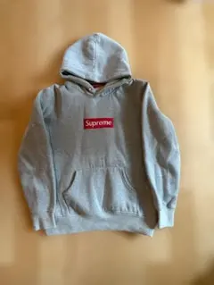 Supreme ボックスロゴパーカー