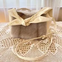 完売品　美品　２３区　２way ショルダーバッグ　アイボリー　オンワード樫山のサムネイル