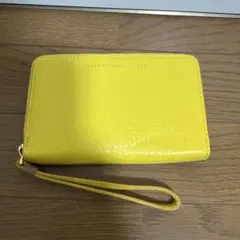 MARC BY MARC JACOBS 二つ折り財布 イエロー