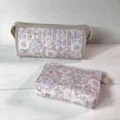 ハンドメイド/ベージュ系リバティ風花柄のポーチ2点セット
