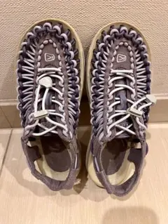 タイムセール【 KEEN 】UNEEK オレンジ×ライトグリーン ／24cm - メルカリ