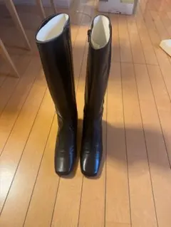 黒レザーサイドファスナーブーツ