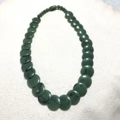 翡翠デザインネックレス