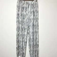 Item thumbnail for item 86cc8c82-cd6a-4b09-934e-29f9bd43bc7c