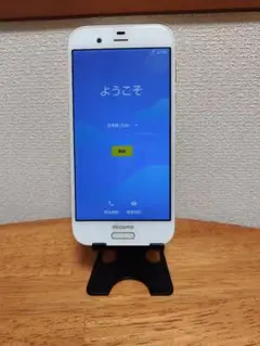 DOCOMO　AQUOS R SH-03J　ホワイト