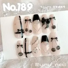 【現品】ネイルチップ♡ブラック 黒 量産型地雷韓国ワンホンイニシャルさくらんぼ