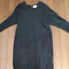 アーバンリサーチ Vネックワンピース