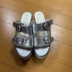 ヒルズアベニューのOCEANICAシルバーサンダル厚底で楽着用数回のお洒落で美品のサムネイル