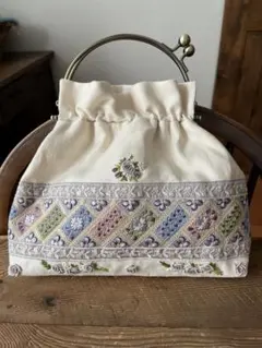 Item thumbnail for item 9d2c5858-cdff-48d5-8ba5-d5477965ab19