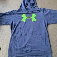 Under Armour ネイビー フード付きパーカー 150cm