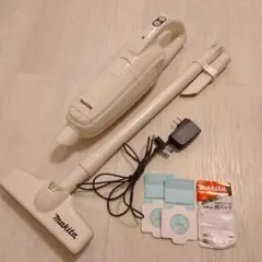 Makita スティッククリーナー本体 付属品一式 Makita スティッククリーナー 本体 - メルカリ