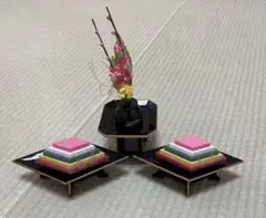 雛人形用 菱餅 飾り台 花瓶セット 黒のサムネイル