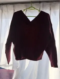 バーガンディ Vネック 長袖ニット Fサイズ ニット