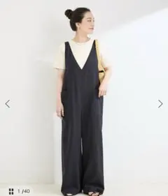 B.C STOCK インナー付き深Vサロペットのサムネイル