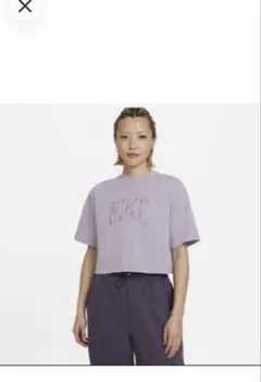 NIKE クロップド丈 半袖トップス パープル