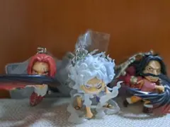 ワンピース　フィギュアキーホルダー　3種セット