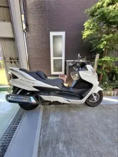 Suzuki Skywave 250 Type S ビックスクーターのサムネイル