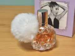 アリアナ グランデ アリ バイ アリアナグランデ EDP 30ml 香水のサムネイル