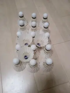 バドミントンシャトル