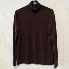 エクストラファインメリノタートルネックセーター