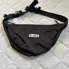 Ｘ　girlのボディバック