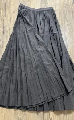 ユニクロ:C プリーツロングスカート