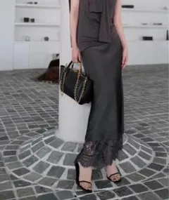 anuans アニュアンス レースレイヤードサテンナロースカート レースレイヤードサテンナロースカート