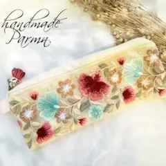 透けて見えるシアータイプ♡⃛全面インド刺繍リボンのペンケース/アイボリーレッド