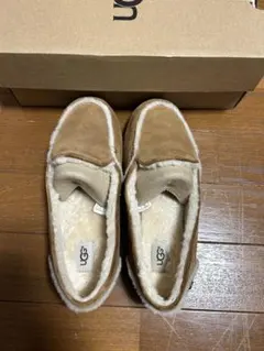 2026年最新】ugg モカシン ヘイリーの人気アイテム - メルカリ