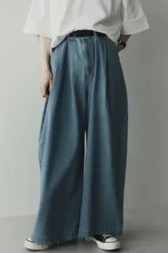 タックワイドデニム