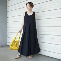 【新品】malla（マーラ）ノースリーブ フレアワンピース ブラック