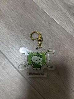 大阪万博　ハローキティ　アクリルキーホルダー