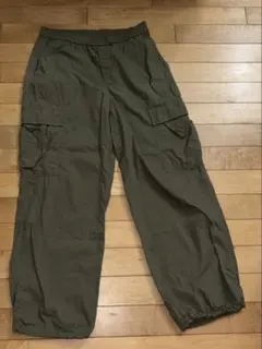 カ*良様 ユニクロ イージーカーゴパンツ オリーブグリーン ズボン