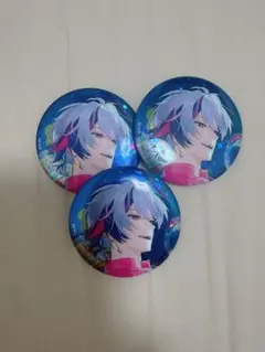 ChroNoiR Blue Memories】ランダムオーロラ缶バッジ 葛葉 - メルカリ