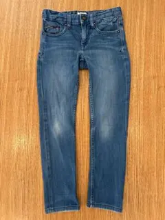 TOMMY HILFIGER デニム　パンツ ジーンズ　122
