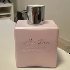 ミスディオールボディーミルク