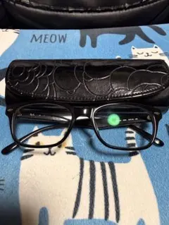 レイバン　黒縁