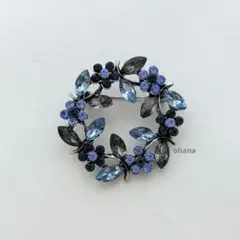 新品【F2】ブルー系リースブローチ　北欧風　アンティーク調　卒園式　卒業　入学式