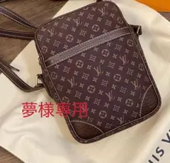 ショルダーバッグ